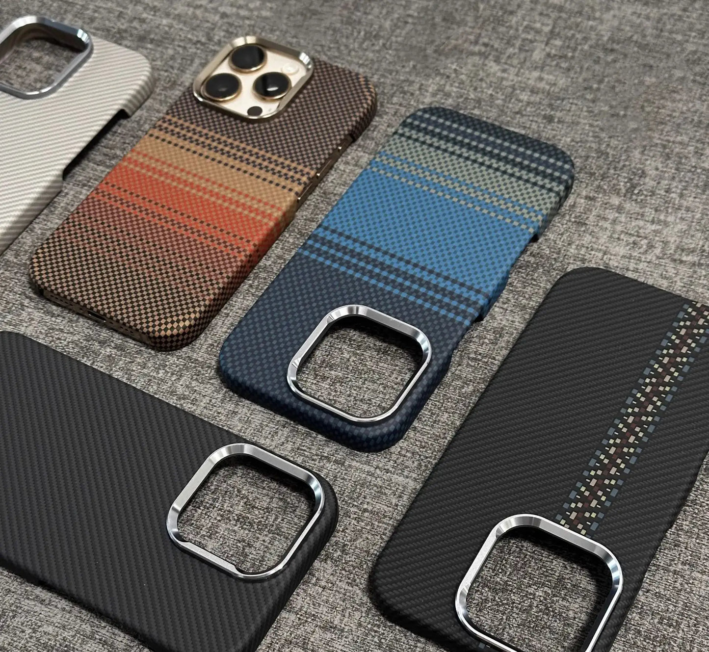 Magnetische Schutzhülle mit Carbonfaser-Textur – Ultradünnes, robustes Design