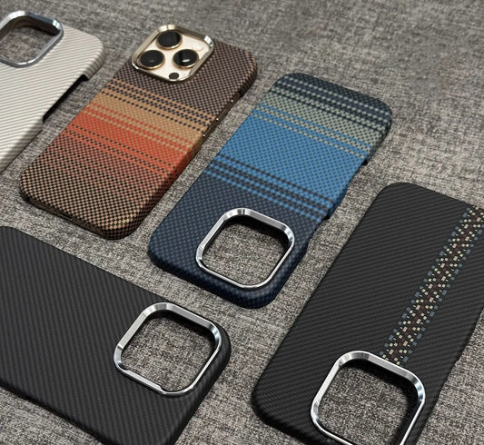 Magnetische Schutzhülle mit Carbonfaser-Textur – Ultradünnes, robustes Design