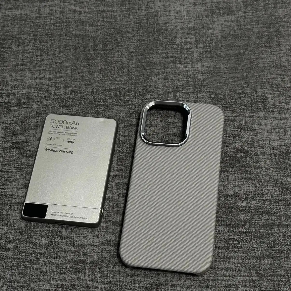 Magnetische Schutzhülle mit Carbonfaser-Textur – Ultradünnes, robustes Design