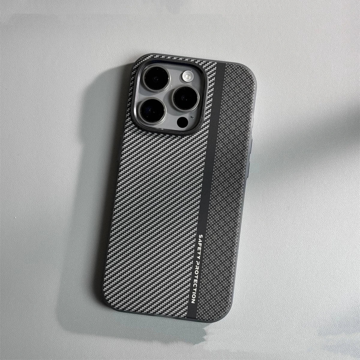 Handyhülle aus Carbonfaser für iPhone